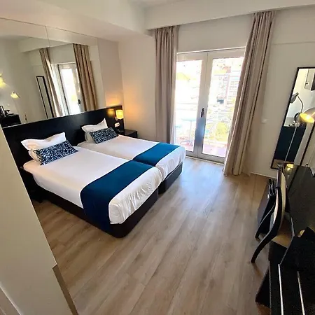 By Hotel Lisbon