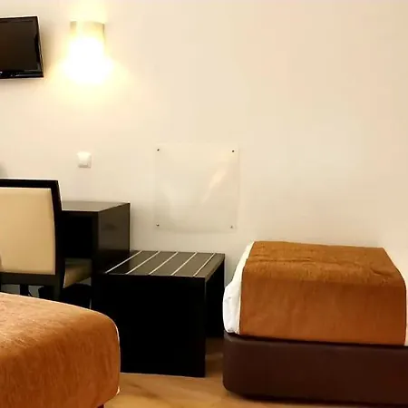 Hotel By Lisbon