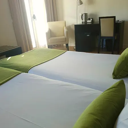 By Hotel 3*