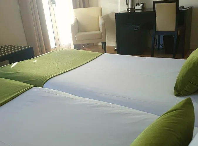 By Hotel 3*